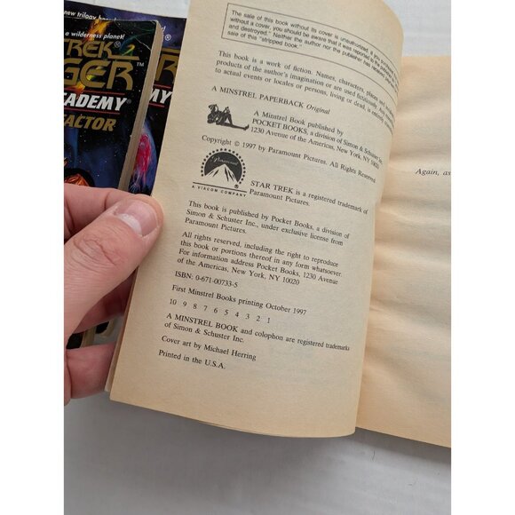 Star Trek Voyager Starfleet Academy Books 1 2 3 Paperback Vintage SIGNED READ - Picture 7 of 7